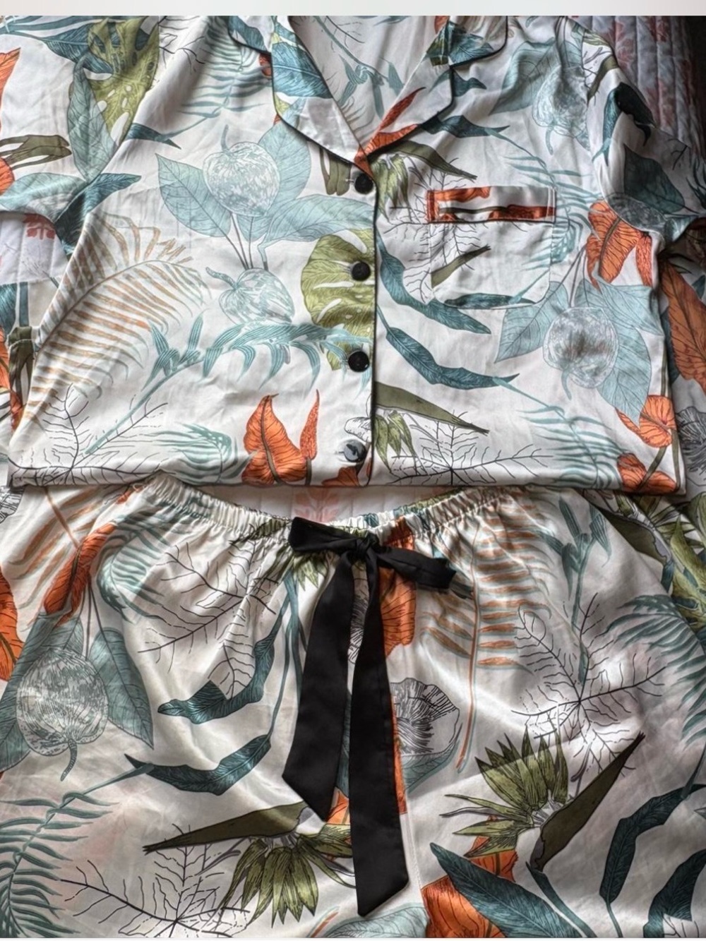 Silky Botanical-Print Women’s Pajama Set in Ivory and Multi - Picture 2 of 8